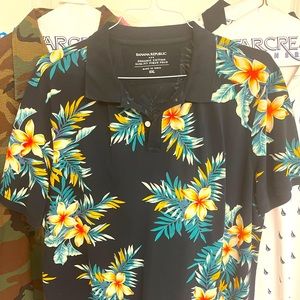 Brand New Never Worn Banana Republic Mens Size XXL